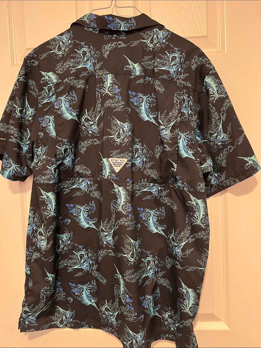 Columbia PFG Vented Fishing Shirt. Short-Sleeve Button-Up Shirt - Picture 5 of 6